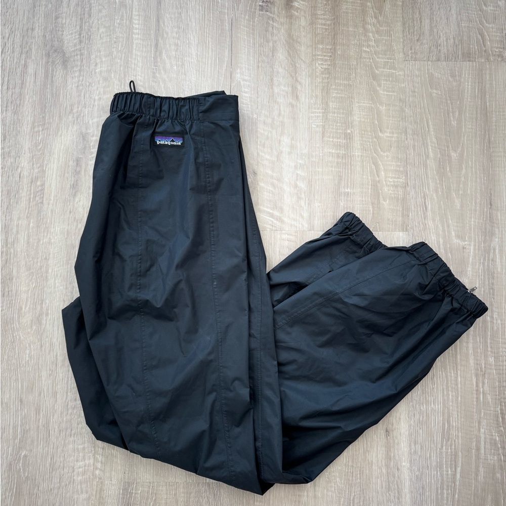 Patagonia Men’s Waterproof Shell Snow Pants Ski/Snowboard Size Medium Black